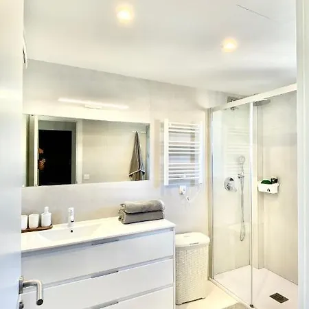 Luxury Overlooking Bay Numm1 Διαμέρισμα *