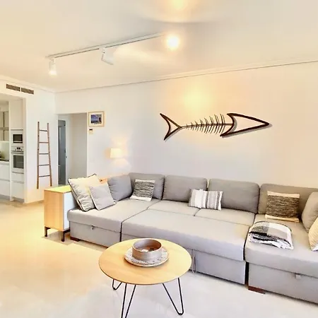 Διαμέρισμα Luxury Overlooking Bay Numm1