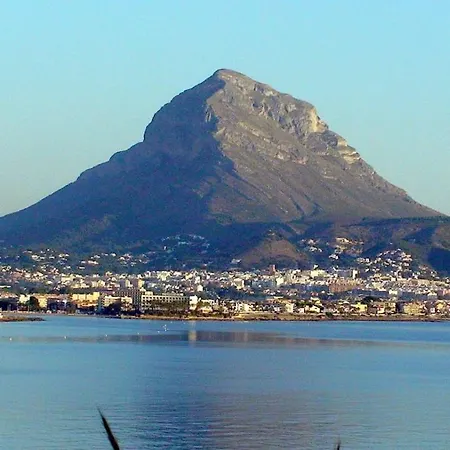 Daire Luxury Overlooking Bay And Mountains *